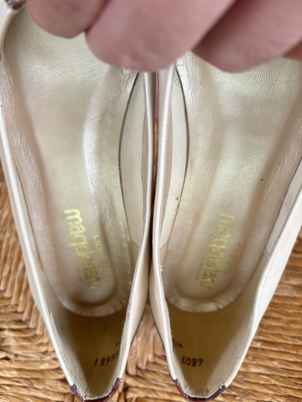 California Magdesians Two-Tone Cream & Brown Women's Leather wedges size 9.5 - Picture 3 of 10
